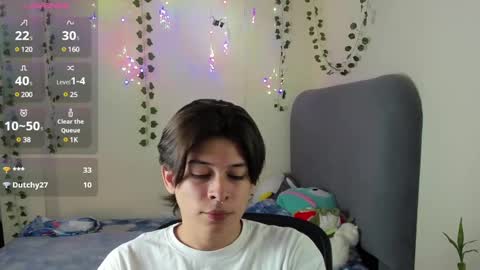 Snapshot of felix_leex chatting on February 12, 2025, 10:48 pm Felix leex online show from February 12, 2025, 10:48 pm