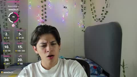 Snapshot of felix_leex chatting on February 14, 2025, 7:17 am Felix leex online show from February 14, 2025, 7:17 am