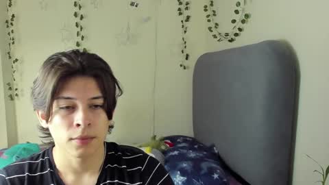 Snapshot of felix_leex chatting on February 19, 2025, 8:10 pm Felix leex online show from February 19, 2025, 8:10 pm