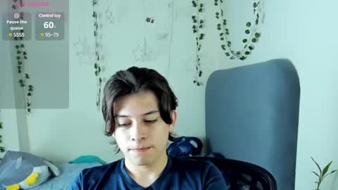 Snapshot of felix_leex chatting on March 1, 2025, 8:42 pm Felix leex online show from March 1, 2025, 8:42 pm