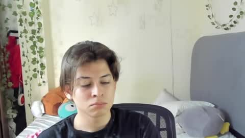 Snapshot of felix_leex chatting on September 12, 2025, 7:03 pm Felix leex online show from September 12, 2025, 7:03 pm