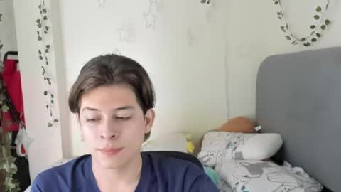 Snapshot of felix_leex chatting on September 22, 2025, 7:05 pm Felix leex online show from September 22, 2025, 7:05 pm