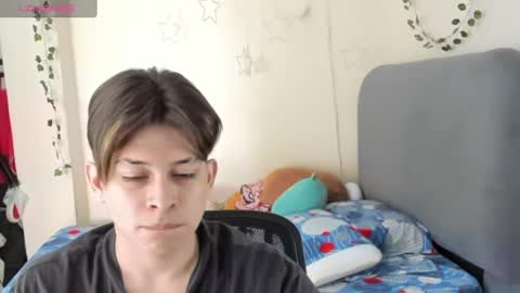 Snapshot of felix_leex chatting on October 8, 2025, 7:11 pm Felix leex online show from October 8, 2025, 7:11 pm