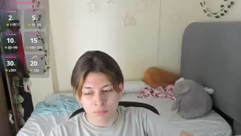 Snapshot of felix_leex chatting on November 6, 2025, 7:04 pm Felix leex online show from November 6, 2025, 7:04 pm