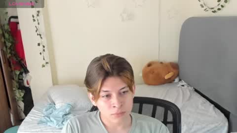 Snapshot of felix_leex chatting on November 9, 2025, 6:50 pm Felix leex online show from November 9, 2025, 6:50 pm