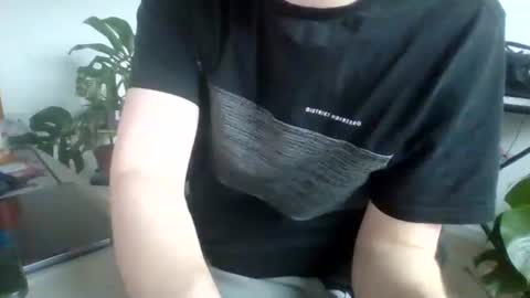 Snapshot of fem_alice_louis_dom chatting on October 23, 2025, 9:30 am fem_alice_louis_dom online show from October 23, 2025, 9:30 am