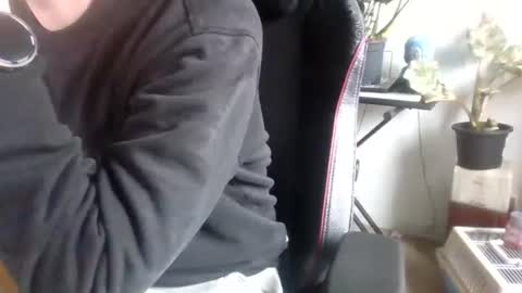 Snapshot of fem_alice_louis_dom chatting on October 27, 2025, 11:58 am fem_alice_louis_dom online show from October 27, 2025, 11:58 am