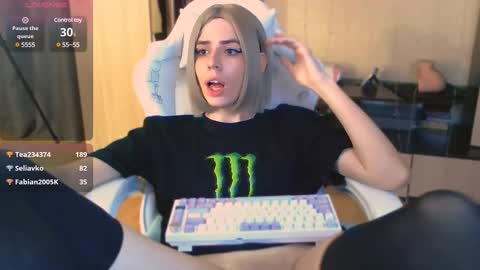 Snapshot of femalexa chatting on March 8, 2025, 6:58 pm Alexa online show from March 8, 2025, 6:58 pm