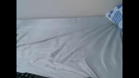 Snapshot of femaqueen chatting on February 16, 2025, 5:37 pm Navil online show from February 16, 2025, 5:37 pm