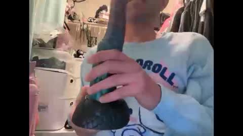 Snapshot of femboy_fangs chatting on October 13, 2025, 7:47 pm femboyfangs online show from October 13, 2025, 7:47 pm