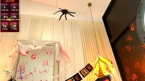 Snapshot of femboy_max chatting on November 1, 2025, 12:29 pm Femboy Max online show from November 1, 2025, 12:29 pm