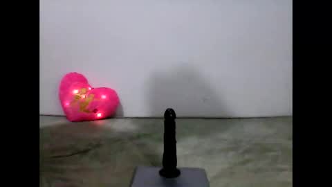 Snapshot of femboyjosemaria chatting on February 5, 2025, 7:50 am Femboy Jose Maria online show from February 5, 2025, 7:50 am