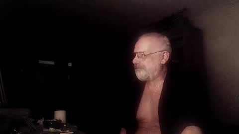 Snapshot of femdom_sub chatting on January 24, 2025, 7:39 pm femdom_sub online show from January 24, 2025, 7:39 pm