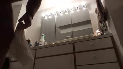 Snapshot of femdomisgood chatting on December 2, 2025, 2:50 am Femdomisgood online show from December 2, 2025, 2:50 am