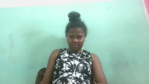 Snapshot of fenou122745 chatting on September 23, 2025, 8:01 pm fenou122745 online show from September 23, 2025, 8:01 pm