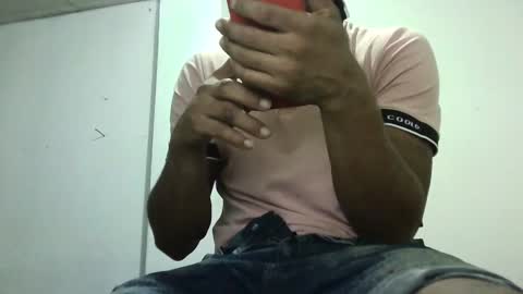 fernandez_latinblack online show from December 10, 2024, 6:44 am