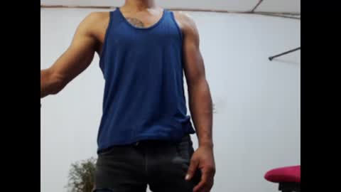 fernandez_latinblack online show from January 10, 2025, 12:04 pm