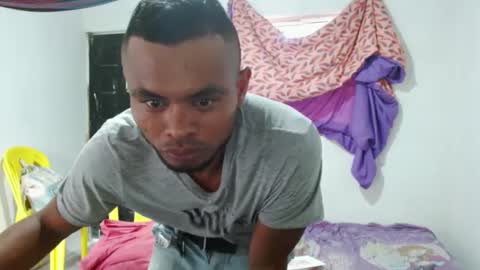 fernandez_latinblack online show from March 5, 2025, 10:10 pm