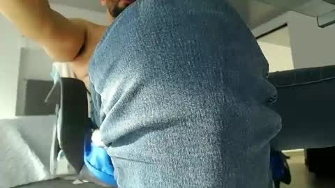 Snapshot of fernandoquindiano chatting on February 27, 2025, 9:25 pm Samuel online show from February 27, 2025, 9:25 pm