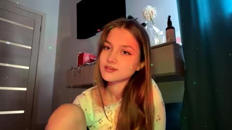 Alice online show from September 24, 2025, 1:14 pm