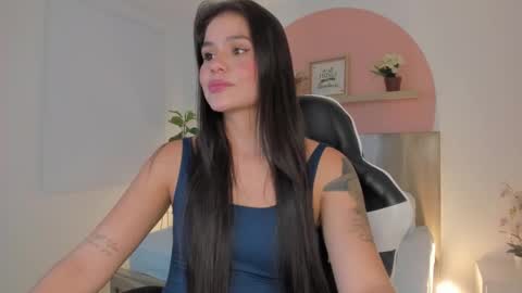 Snapshot of ferx2003 chatting on October 22, 2025, 3:18 am Fer online show from October 22, 2025, 3:18 am