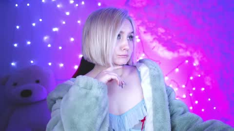 Rey online show from December 14, 2024, 3:04 pm