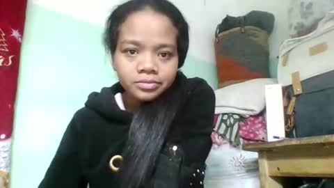 fetranialdy online show from September 17, 2025, 4:47 am