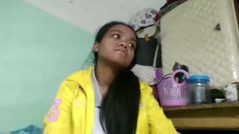 fetranialdy online show from October 23, 2025, 6:02 am