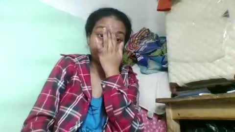 fetranialdy online show from November 14, 2025, 4:11 am