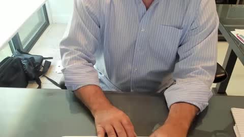 Snapshot of fhetzl chatting on October 13, 2025, 9:48 pm fhetzl online show from October 13, 2025, 9:48 pm