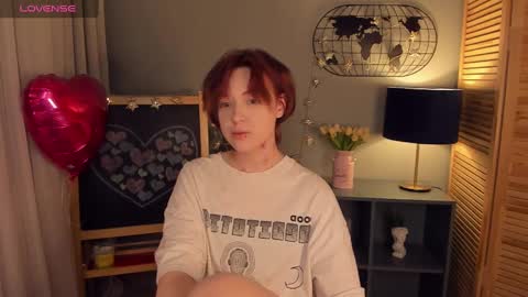 Snapshot of fiamoory chatting on February 15, 2025, 12:01 pm fiamoory online show from February 15, 2025, 12:01 pm
