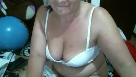 Snapshot of fierywoman158 chatting on February 4, 2025, 10:45 pm FIERYWOMAN online show from February 4, 2025, 10:45 pm