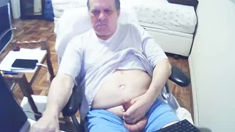 Snapshot of filhober chatting on January 9, 2025, 1:18 am filhober online show from January 9, 2025, 1:18 am