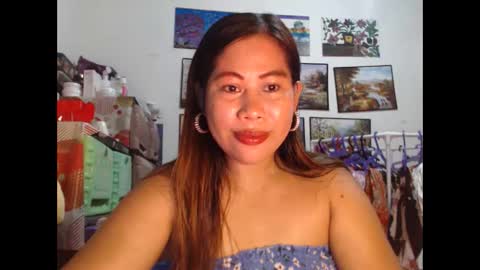 Snapshot of filipina_beauty69 chatting on October 22, 2025, 8:52 pm filipina beauty. online show from October 22, 2025, 8:52 pm