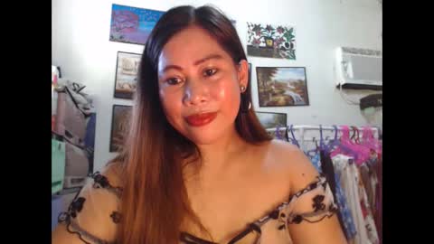 Snapshot of filipina_beauty69 chatting on November 2, 2025, 2:03 am filipina beauty. online show from November 2, 2025, 2:03 am