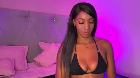 Fiorela Lenin  online show from January 29, 2025, 7:22 pm