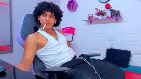 Snapshot of fire_boy69 chatting on September 27, 2025, 8:25 pm fire_boy69 online show from September 27, 2025, 8:25 pm