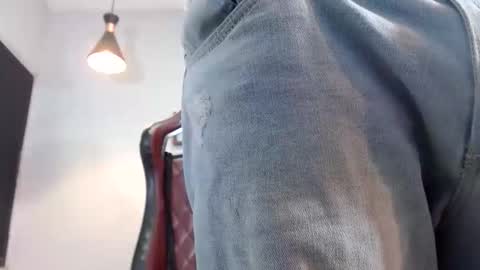 Snapshot of fire_boy69 chatting on November 17, 2025, 2:12 pm fire_boy69 online show from November 17, 2025, 2:12 pm