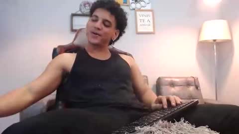 Snapshot of fire_boy69 chatting on November 28, 2025, 3:14 pm fire_boy69 online show from November 28, 2025, 3:14 pm