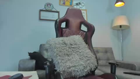 Snapshot of fire_boy69 chatting on December 4, 2025, 1:53 pm fire_boy69 online show from December 4, 2025, 1:53 pm