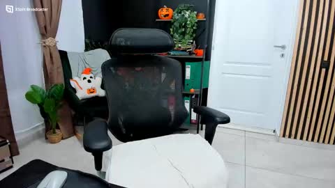 Kallisy online show from November 20, 2025, 10:20 pm