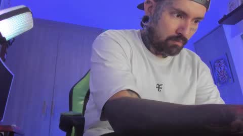 fisherrman666 online show from November 13, 2025, 2:21 am