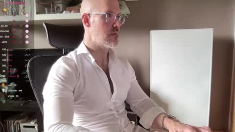 Snapshot of fit_rubinho chatting on February 28, 2025, 12:31 pm Rubn online show from February 28, 2025, 12:31 pm