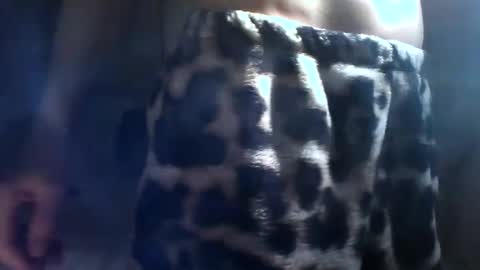 Fitbut online show from February 16, 2025, 9:27 pm