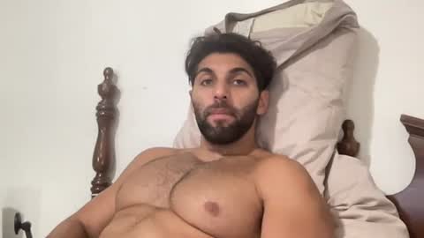 fitcurvyman4fun_69 online show from September 11, 2025, 3:45 pm