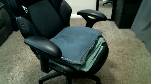 fitguy40 online show from September 15, 2025, 8:09 pm