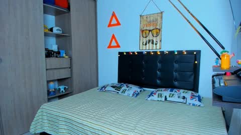 Elias Valencia online show from February 16, 2025, 1:16 pm