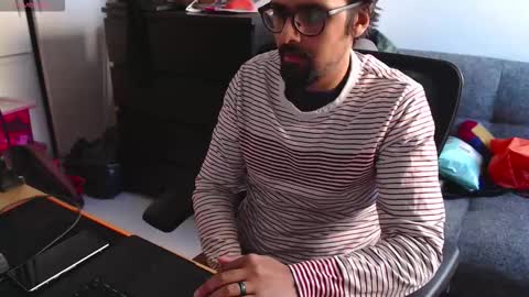 fizz6572 online show from November 17, 2025, 9:37 am