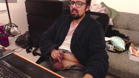 fizz6572 online show from November 22, 2025, 9:36 pm