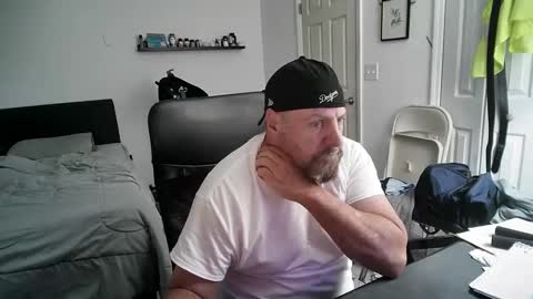 Snapshot of flaguy3233 chatting on January 10, 2025, 2:57 am Florida guy online show from January 10, 2025, 2:57 am